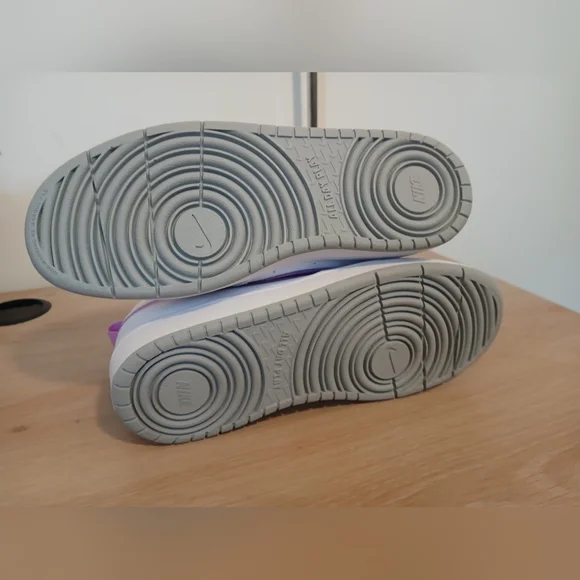 NWOT Nike Court Borough 2 Mid White Fuchsia Glow - Picture 11 of 11